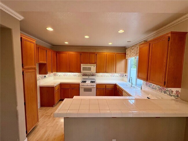 Building Photo - 11121 Lavender Ln