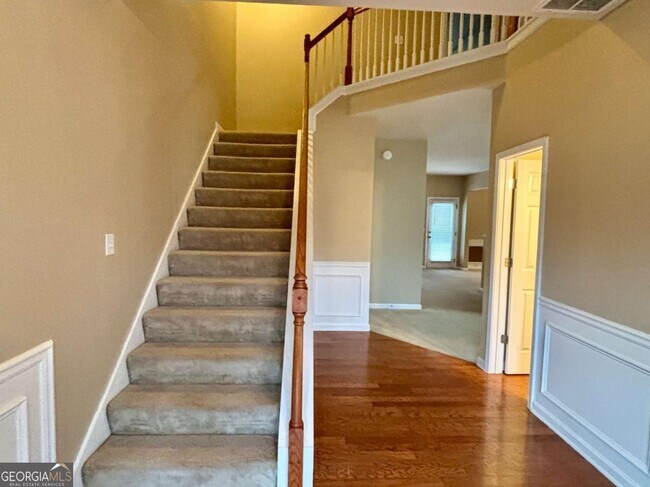 Building Photo - 345 Blackwood Ln