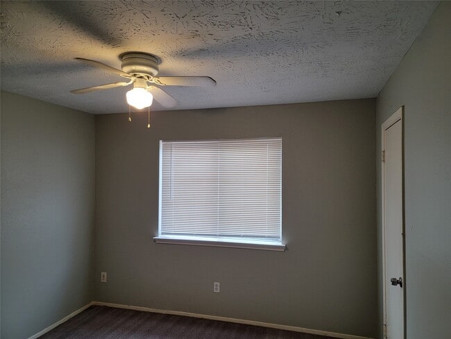 Building Photo - 18506 Andalusian Dr