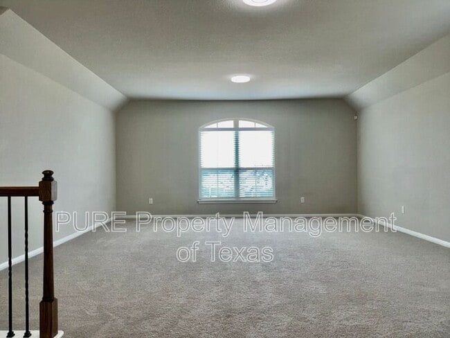 Building Photo - 120 Cloyce Ct