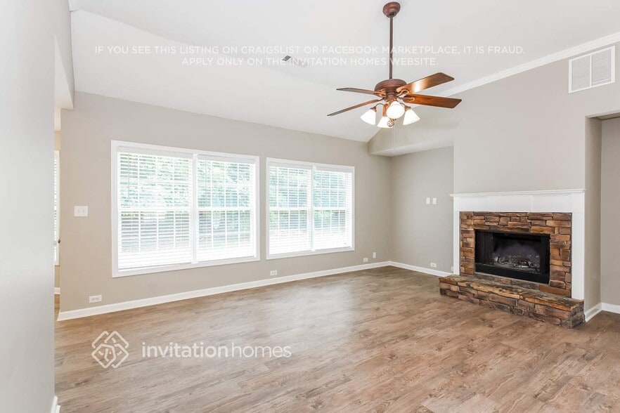 Building Photo - 7555 Golden Sands Dr