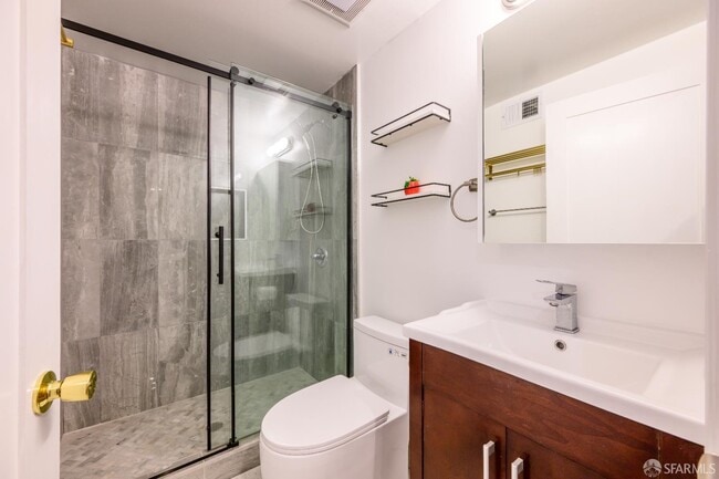 Building Photo - 2371 30th Ave