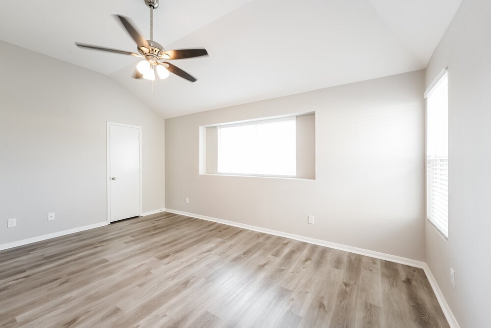 Building Photo - 9816 Lace Flower Way
