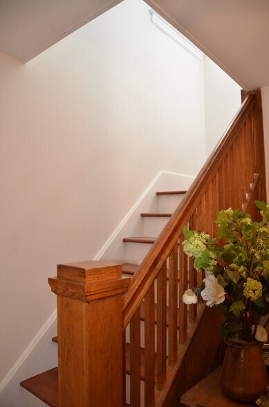 Building Photo - 21 Cleveland St