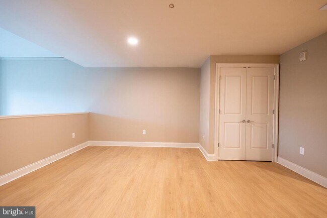 Building Photo - 2301 John F Kennedy Blvd