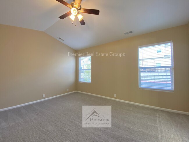 Building Photo - 2748 Scotchbroom Point