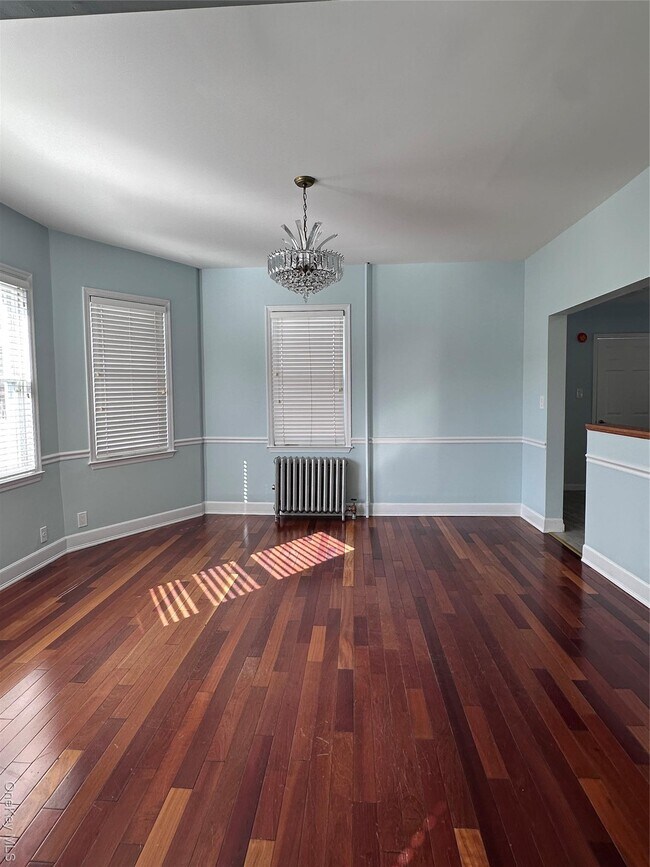 Building Photo - 154 Grant Ave