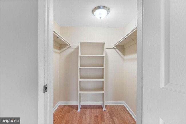Building Photo - 6085 Majors Ln