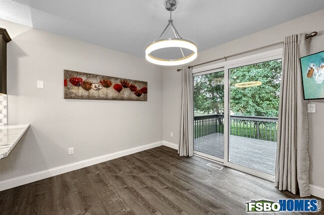 dining room - 14404 Maple Dr