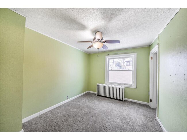 Building Photo - 1721 Humboldt Ave S