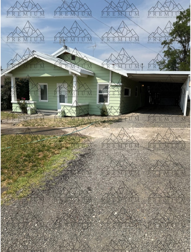 Building Photo - 1 BED 1 BATH HOME!