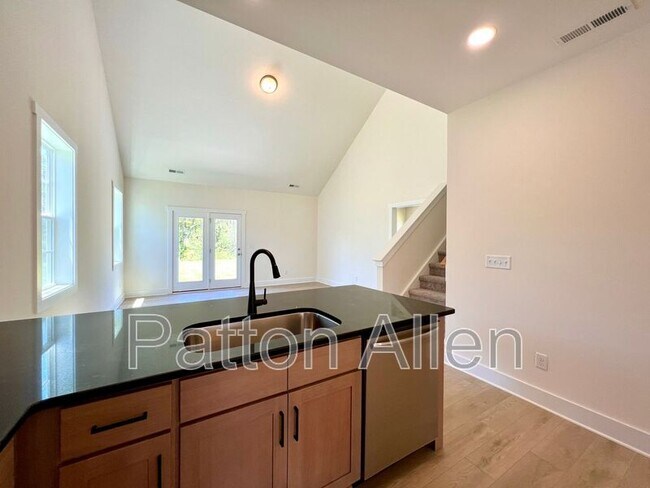 Building Photo - 117 N Christie Ct