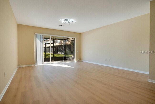 Building Photo - 3393 Shallot Dr