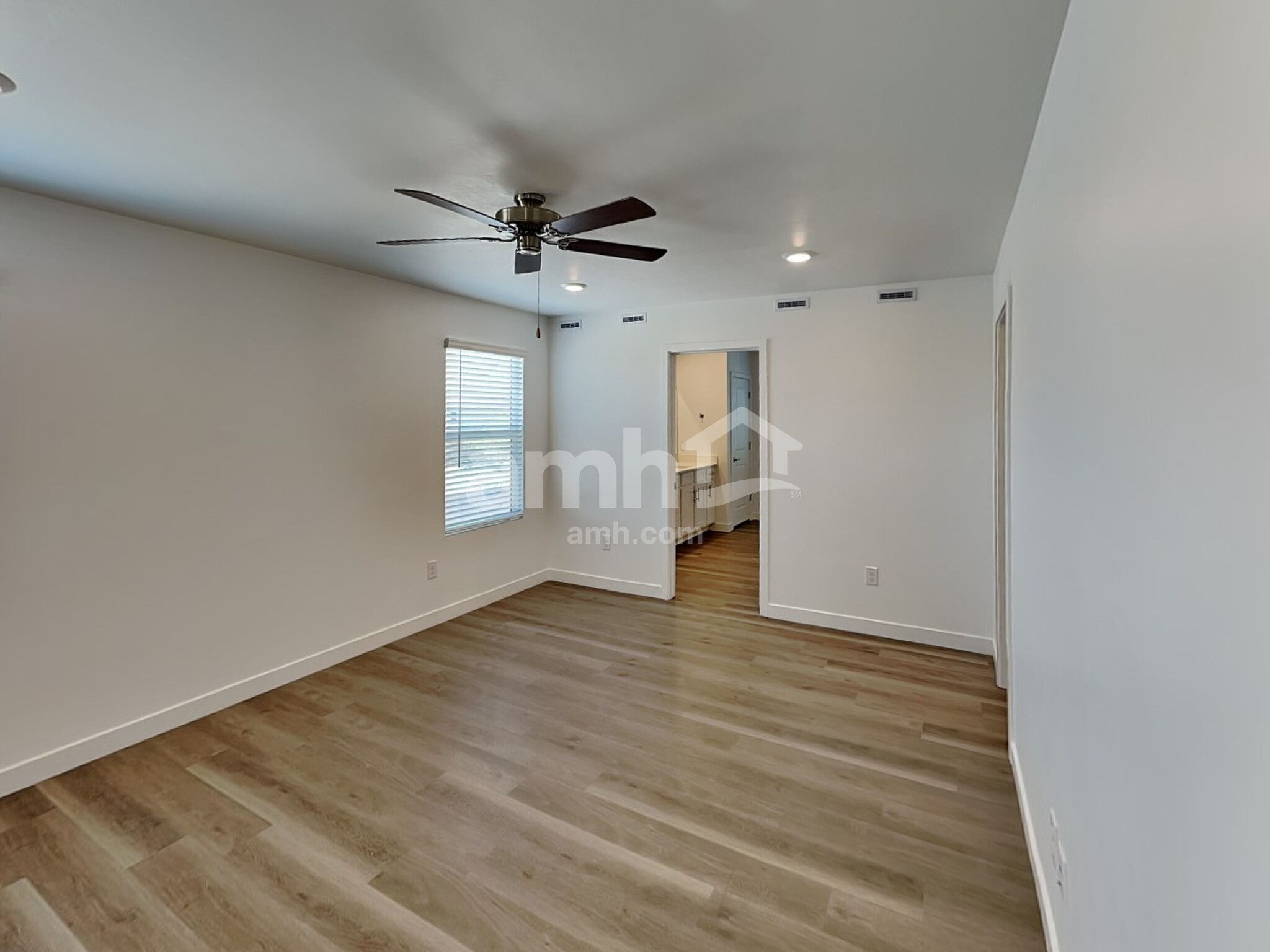 Building Photo - 6521 E Paseo Alga