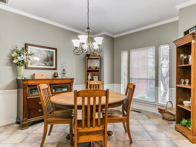 Building Photo - This stunning 4-bedroom, 3.5-bathroom home...