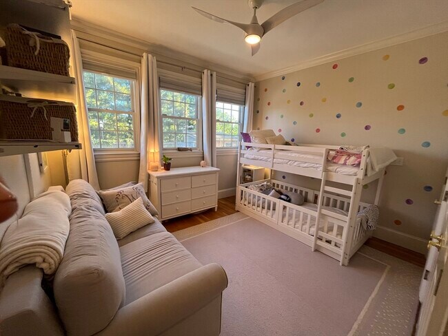 Building Photo - 21 Prospect St