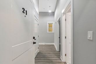 Building Photo - 47 Beekman Ave