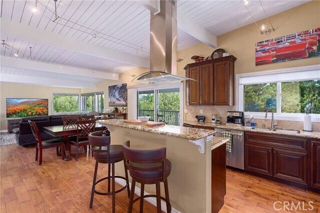 Building Photo - 1014 Hacienda Dr
