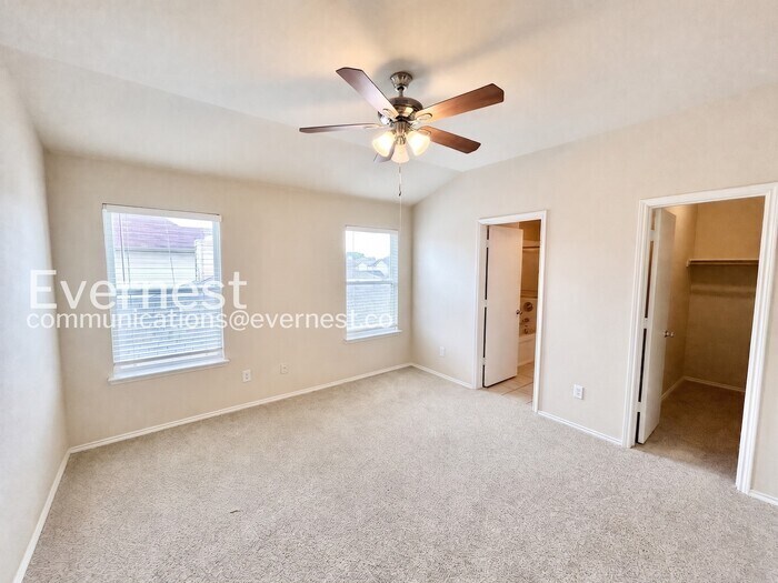 Building Photo - 7105 Cotton Seed Dr