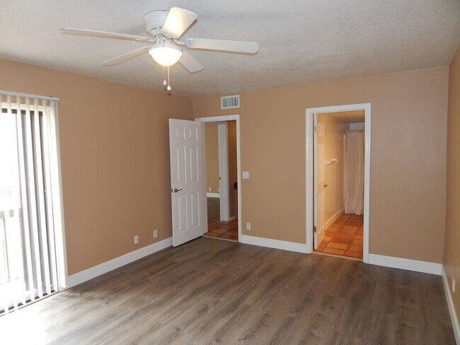 Building Photo - 110 N Delaware Blvd