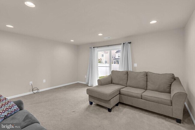 Building Photo - 1017 Coriander Ln