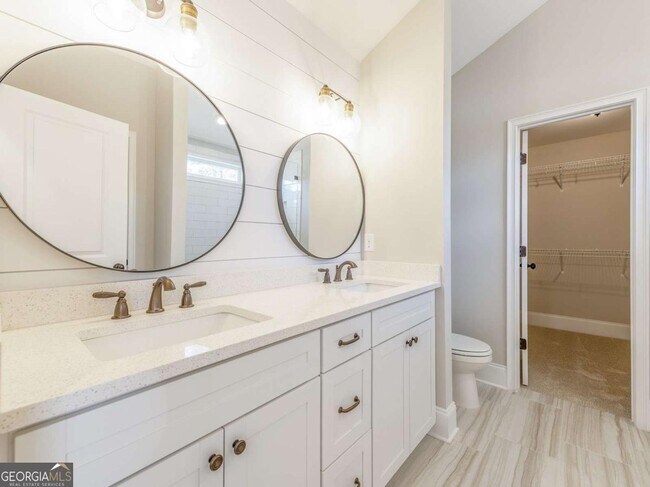 Building Photo - 4210 Old Cherokee St