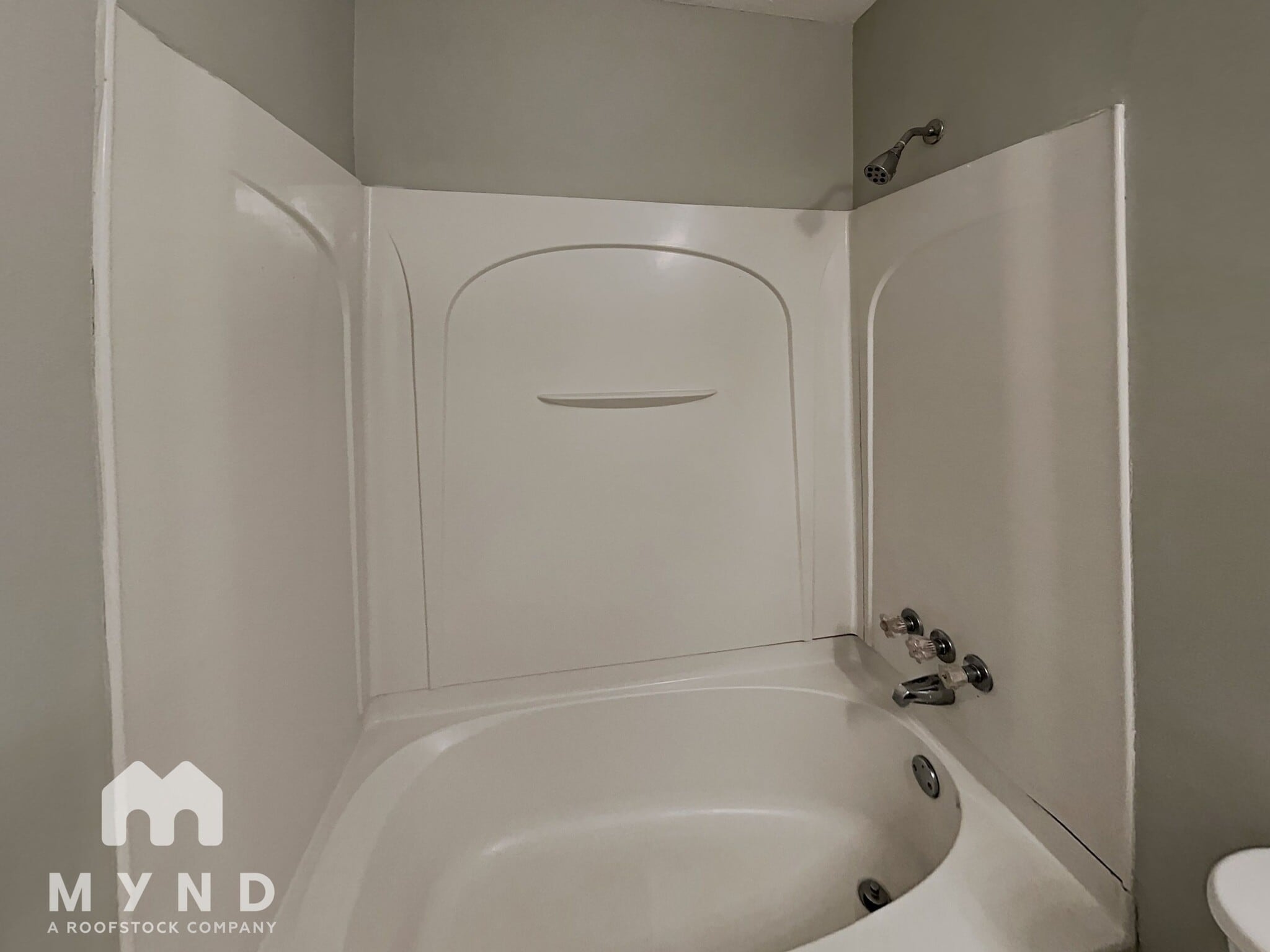 Building Photo - 7542 Lone Oak Cove