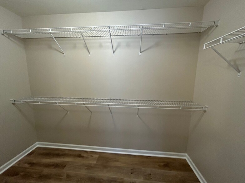 Master Closet - 5785 Asby Way