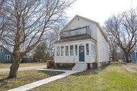 Building Photo - 1516/1520 E Hawthorne Ave