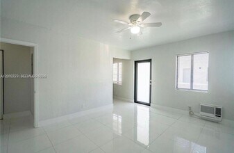 Building Photo - 7935 Crespi Blvd