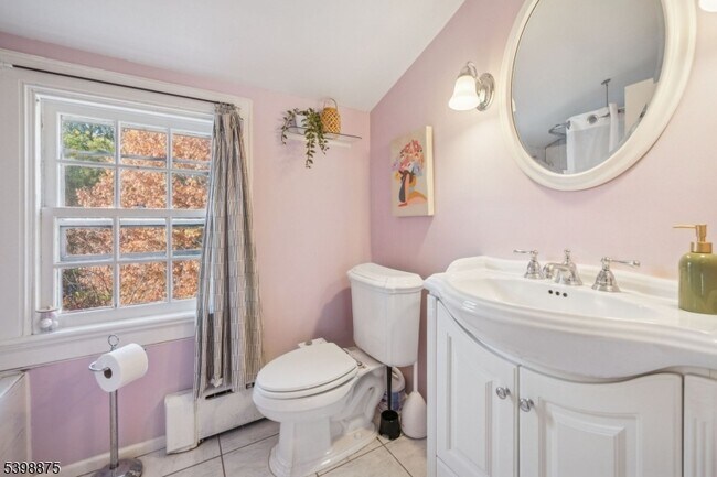 Building Photo - 258 Ridgewood Ave