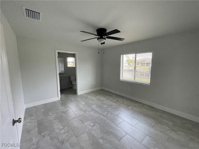 Building Photo - 1423 Gleason Pkwy