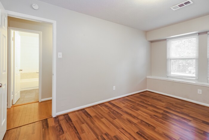 Building Photo - 1206 Caraquet Dr