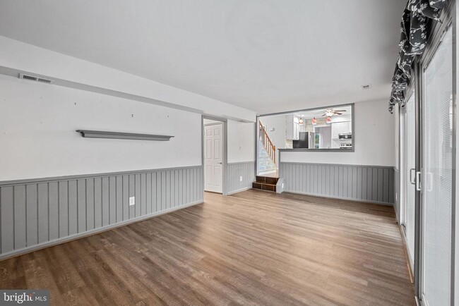 Building Photo - 14551 Lock Dr