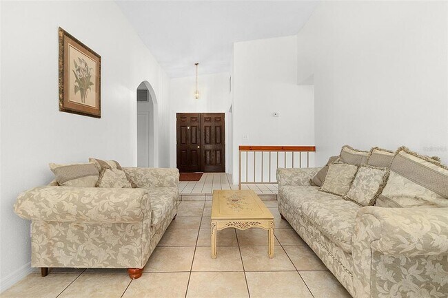 Building Photo - 712 E Flag Way