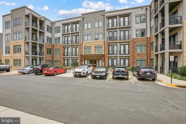 Building Photo - 1675 Bandit Loop