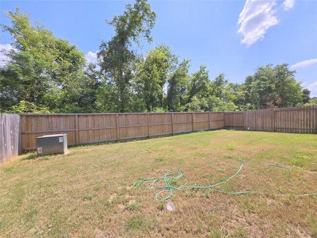 Building Photo - 3327 Avary River Ln