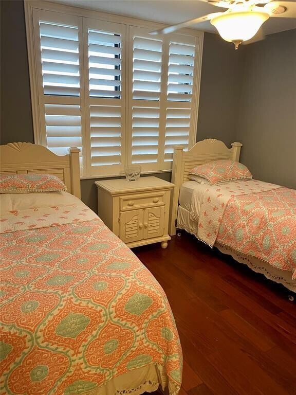 Building Photo - 10600 S Ocean Dr