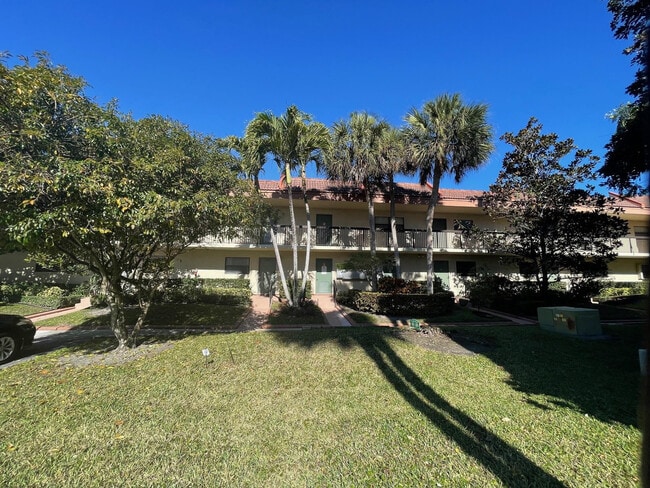 Building Photo - 1780 Hammock Blvd