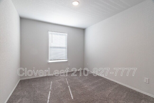 Building Photo - 13151 Bay Pt Wy