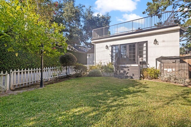 Building Photo - 263 San Miguel Rd