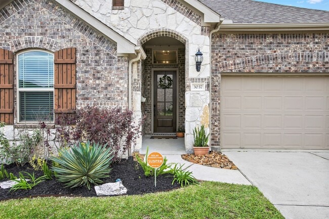 Building Photo - 3037 Broadhaven Dr