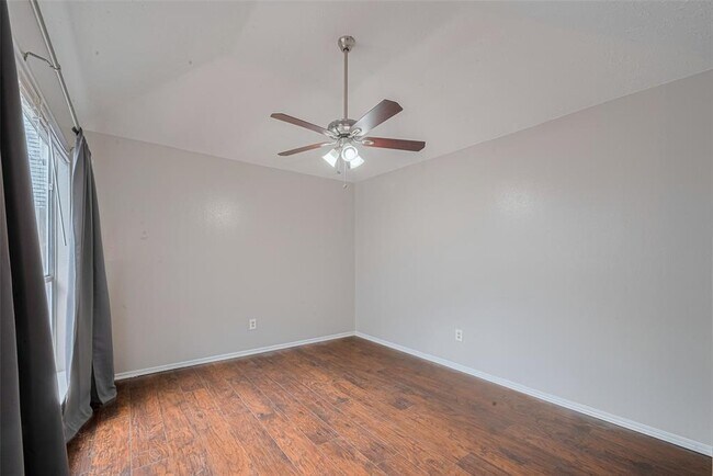 Building Photo - 9302 Bristlebrook Dr