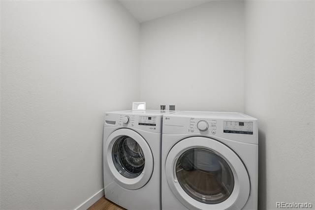 Building Photo - 1314 Akron St