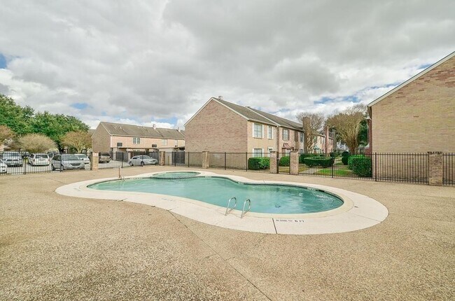 Building Photo - 4124 Belle Park Dr