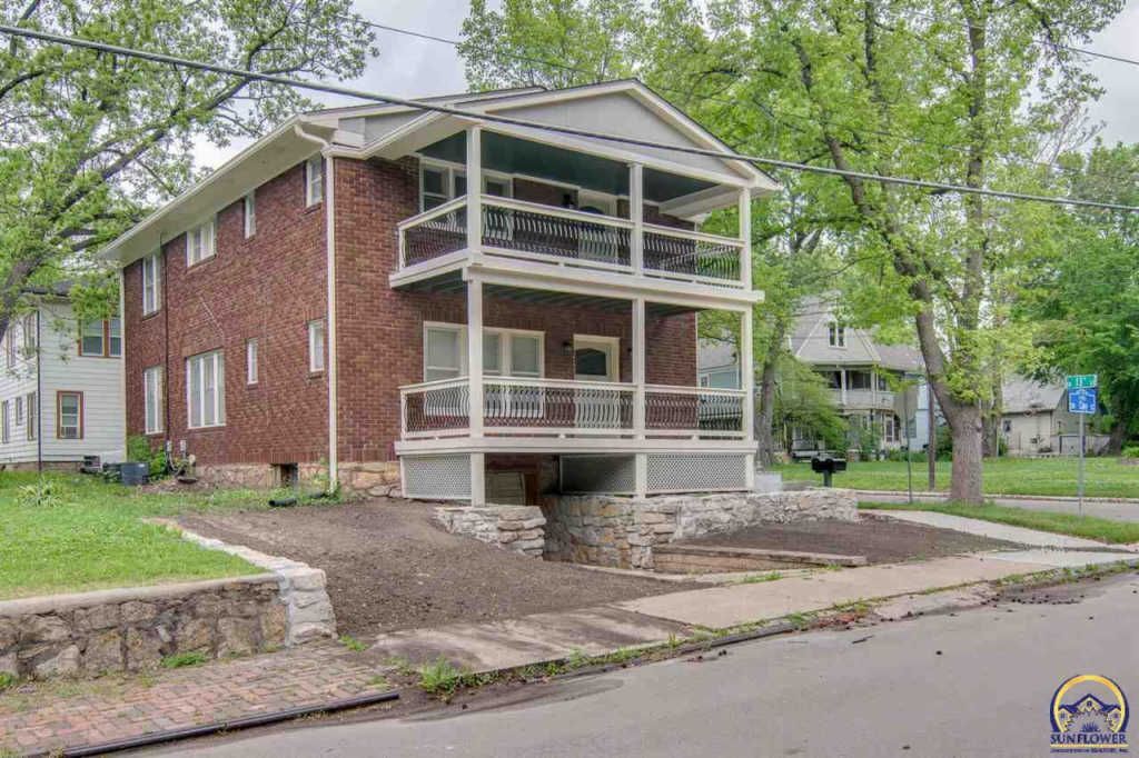 Building Photo - 1301 SW Clay St