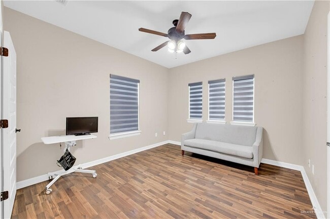 Building Photo - 33 Colvin Ave