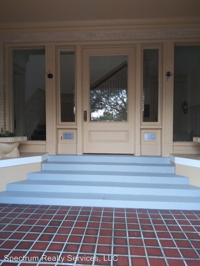 Primary Photo - 3 br, 1 bath House - 1617 Riverside Avenue