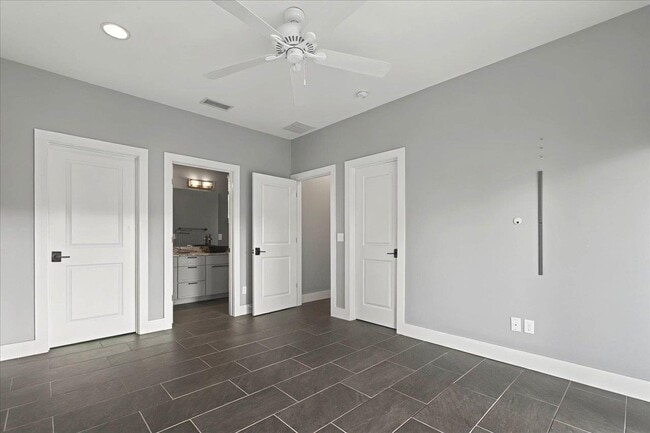Building Photo - 1819 Buford Ct