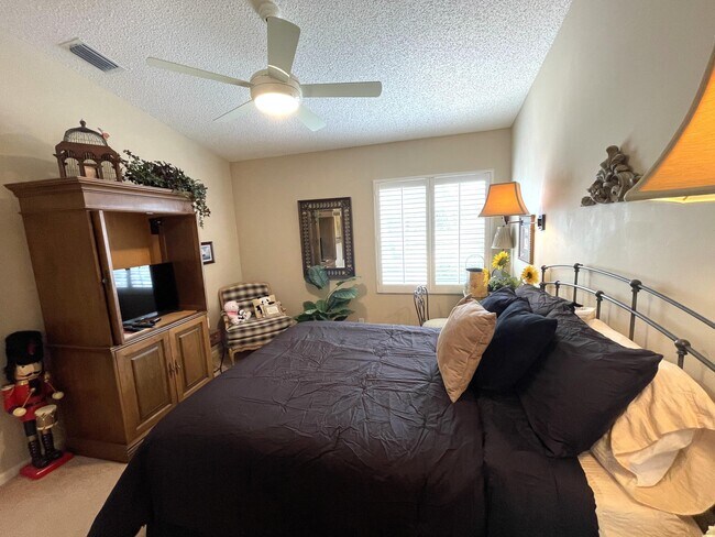 Building Photo - 7936 Laina Ln